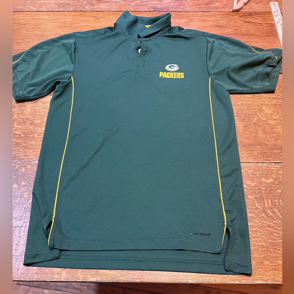Green Bay Packers NFL mens‎ polo approx size large